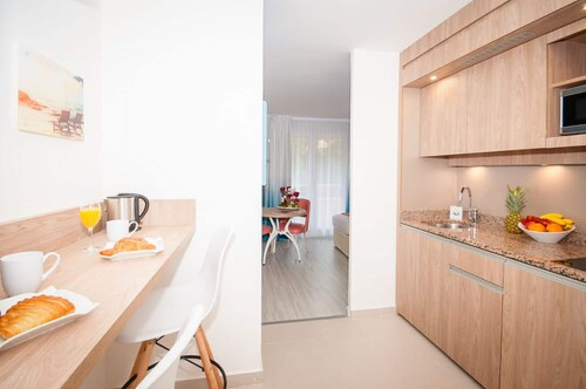 Residhome Promenade 3* Nizza