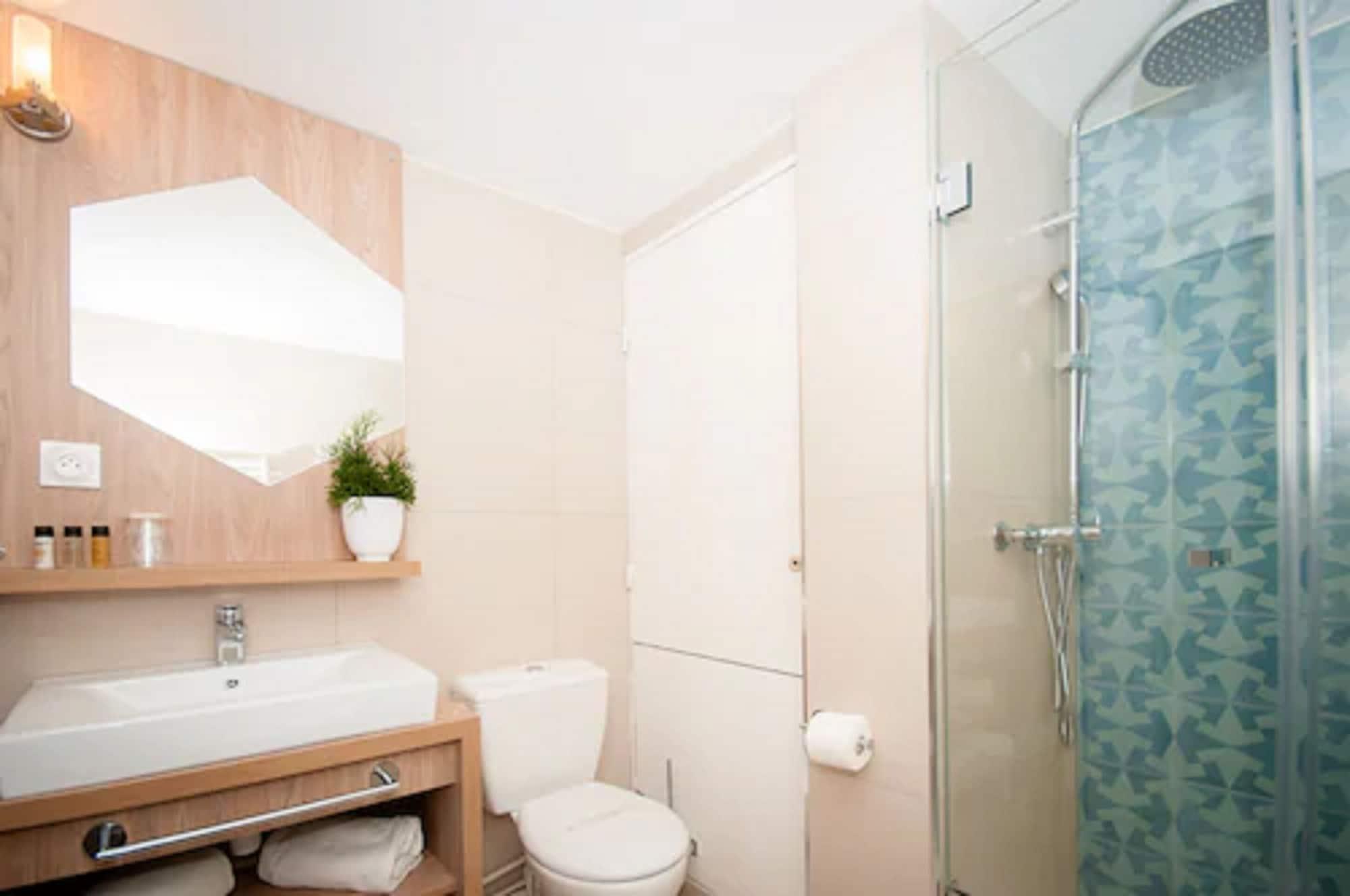 Residhome Promenade Aparthotel 3*